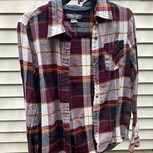 Women's Small Maroon Flannel